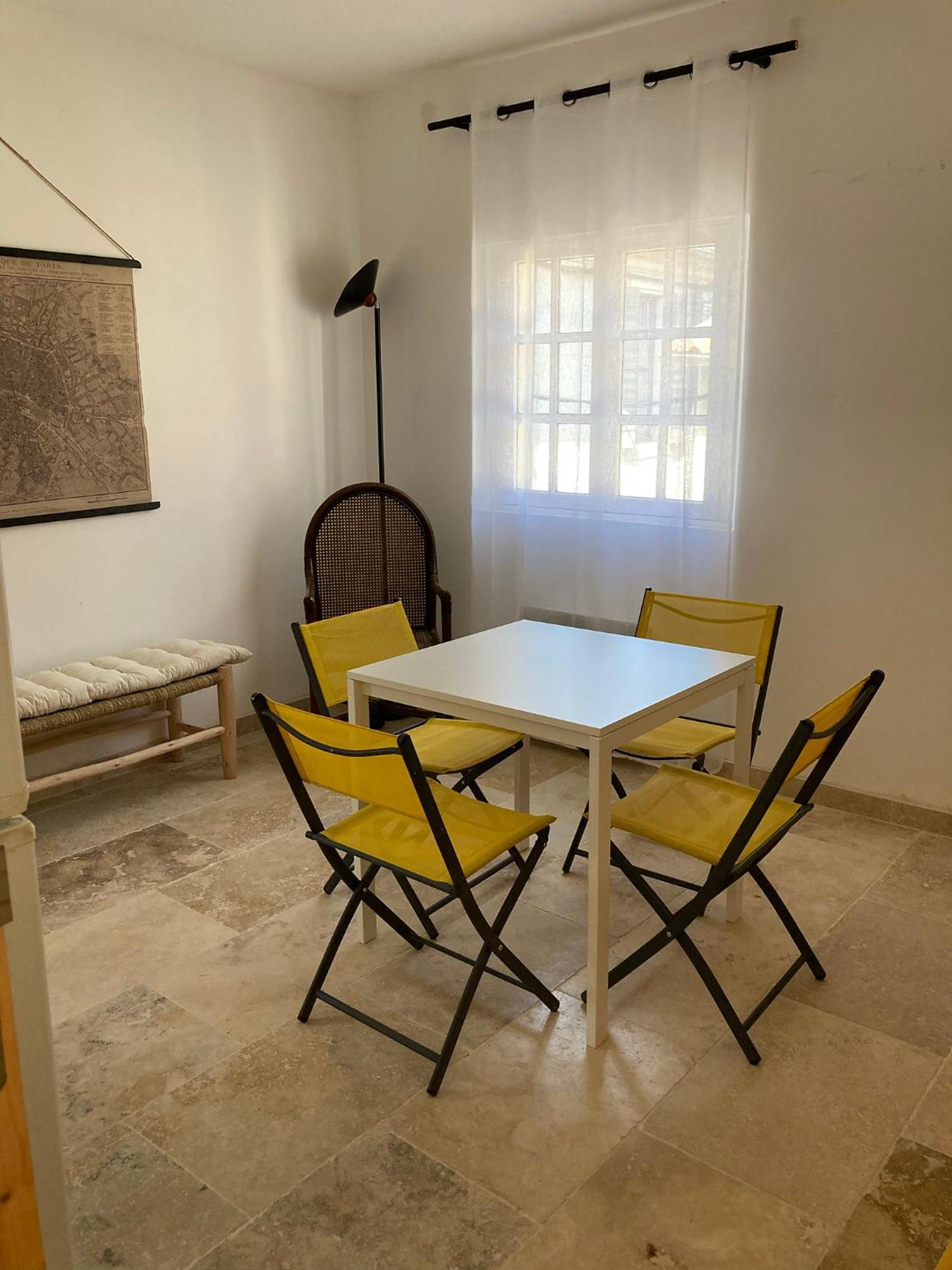 Chambres Independantes En Plein Centre Historique Beaucaire  Zewnętrze zdjęcie
